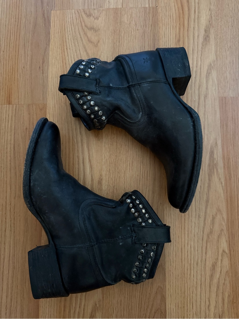 The Frye Diana Cut Stud Short Boot in black leather 6